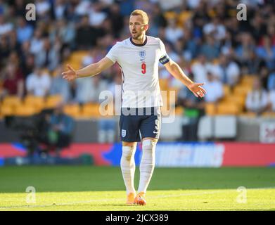 14 Jun 2022 - England gegen Ungarn - UEFA Nations League - Gruppe 3 - Molineux Stadium Englands Harry Kane während des Spiels der UEFA Nations League gegen Ungarn. Bildnachweis : © Mark Pain / Alamy Live News Stockfoto