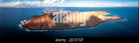 Luftaufnahme der unberührten vulkanischen Insel Isla De Lobos, Corralejo, Atlantik, Fuerteventura, Kanarische Inseln, Spanien, Atlantik, Europa Stockfoto