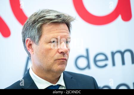 Bremen, Deutschland. 16.. Juni 2022. Robert Habeck (Bündnis 90/die ...