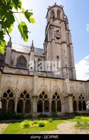 Die Kathedrale von Toul ist eine römisch-katholische Kirche in Toul, Lothringen, Frankreich. Es ist ein klassisches Beispiel für spätgotische Architektur im extravaganten Stil. Der Stockfoto