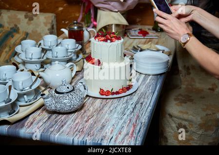 Köstlicher Kuchen aus nächster Nähe beim Bankett Stockfoto