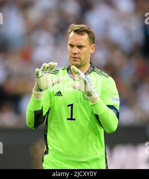 Torwart Manuel NEUER (GER) Geste, Geste, Fußball UEFA Nations League, Spieltag 4, Deutschland (GER) - Italien (ITA) 5: 2, am 14.. Juni 2022 in Borussia Mönchengladbach/Deutschland. Â Stockfoto
