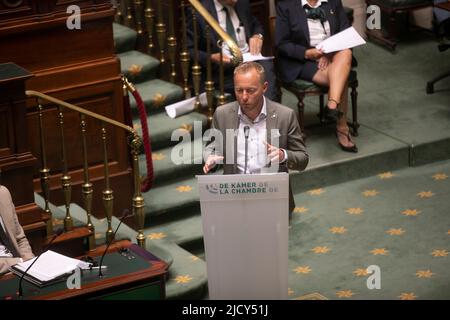 Brüssel, Belgien. 16.. Juni 2022. PS' Herve Rigot im Bild während einer Plenarsitzung der Kammer im Bundestag in Brüssel, Donnerstag, 16. Juni 2022. BELGA FOTO HATIM KAGHAT Kredit: Belga Nachrichtenagentur/Alamy Live News Stockfoto