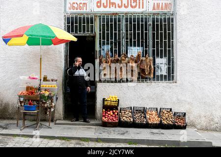 Typisches Lebensmittelgeschäft in Telavi, Kacheti, Georgia Stockfoto