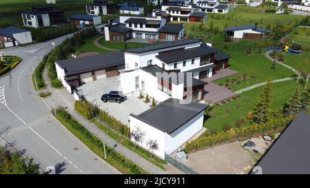 Luftaufnahmen eines teuren Landhauses Stockfoto