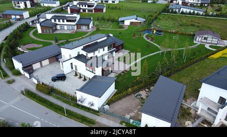 Luftaufnahmen eines teuren Landhauses Stockfoto