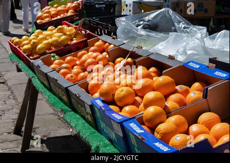 Chesterfield, Großbritannien - 14. Mai 2022: Der Outdoor-Markt in Chesterfield England Stockfoto