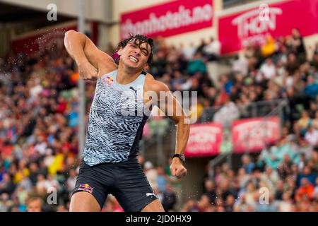 Oslo 20220616.Armand Duplantis aus Schweden reagiert, wenn sie während der Diamond League Bislett Games 2022 im Stabhochsprung um Männer antreten. Foto: Beate Oma Dahle / NTB Stockfoto