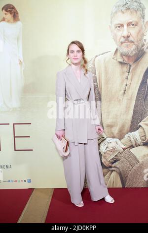 Rom, Italien. 16.. Juni 2022. Die italienische Schauspielerin Carlotta Gamba nimmt an der Premiere des Films 'Dante' in Rom Teil (Foto: Matteo Nardone/Pacific Press/Sipa USA) Quelle: SIPA USA/Alamy Live News Stockfoto