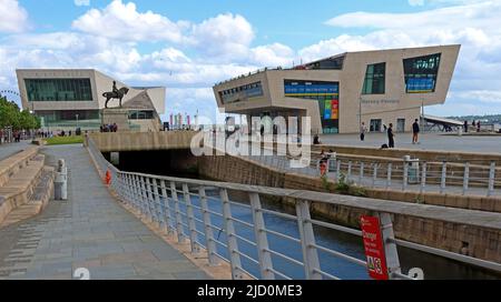 Panorama des Museums von Liverpool Life, am Pier Head, Mann Island, Liverpool, Merseyside, England, UK, L3 1DG Stockfoto