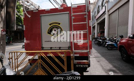 PAK KHLONG SAN FEUERWACHE an der Charoen Nakhon Road 1, Khwaeng Khlong San, Khet Khlong San, Provinz Bangkok, Thailand Stockfoto