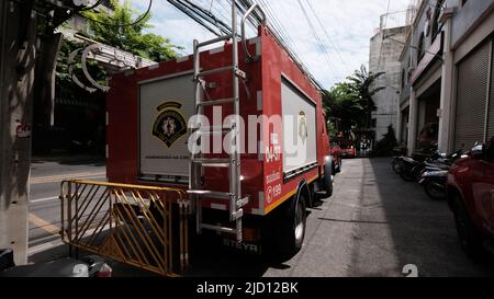 PAK KHLONG SAN FEUERWACHE an der Charoen Nakhon Road 1, Khwaeng Khlong San, Khet Khlong San, Provinz Bangkok, Thailand Stockfoto