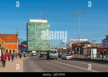 Danzig, Polen – 11. März 2022: Gdańsk Business Center Stockfoto