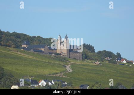 Neoromanische UNESCO-Abtei St. Hildegard in den Weinbergen von Eibingen, Rüdesheim, Rheingau, Taunus, Hessen, Oberes Mittelrheintal, Deutschland Stockfoto