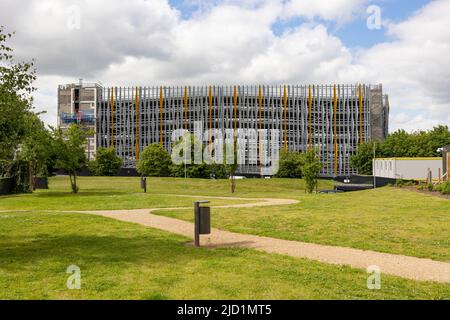 Hanleys neuer, mehrstöckiger Parkplatz steht kurz vor der Fertigstellung im Rahmen der laufenden Erneuerung und Neugestaltung der Innenstädte Stockfoto