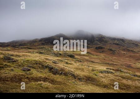 Grenzende vom Hardknott Pass im Lake District National Park, Cumbria, England. Stockfoto