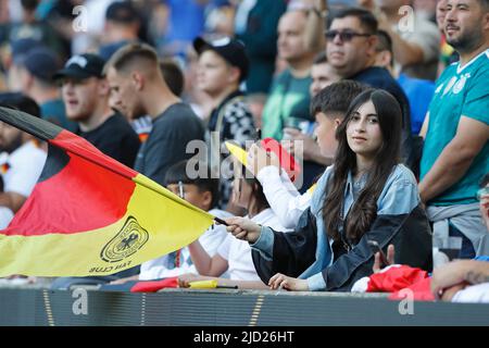 Mönchengladbach, Deutschland. 14.. Juni 2022. Deutschland-Fan Fußball/Fußball: UEFA Nations League Gruppenphase für Finalturnier Gruppe A3 Matchday 4 Zwischen Deutschland 5-2 Italien im Stadion Borrusia-Park in Monchengladbach, Deutschland. Quelle: Mutsu Kawamori/AFLO/Alamy Live News Stockfoto