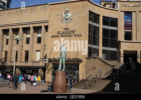 Glasgow Royal Concert Hall, angeschlossen an die Buchanan Gallerien in der Buchanan Street, in Glasgow, Schottland, 8. April 2022. N55 51,819' W4 15,184' Stockfoto