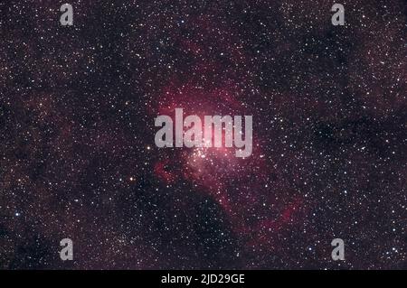 Der Adlernebel, Messier 16, im Sternbild Serpens. Stockfoto