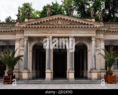 Mühlenkolonnade oder Mlynska Kolonada in Karlsbad, Karlsbad, Tschechische Republik Stockfoto