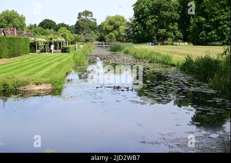 Hever, Kent, UK- Juni 17 2022: Hever Castle in kent das Elternhaus von Anne Boleyn. Stockfoto