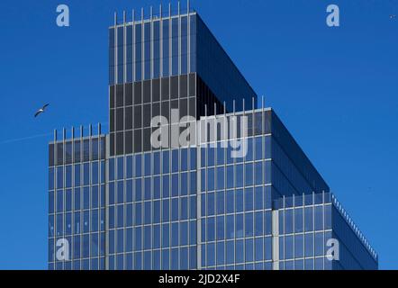 Enge Aussicht auf die oberen Stockwerke. 103 Colmore Row, Birmingham, Großbritannien. Architekt: Doone Silver Kerr, 2022. Stockfoto