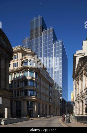 Übersicht vom Victoria Square. 103 Colmore Row, Birmingham, Großbritannien. Architekt: Doone Silver Kerr, 2022. Stockfoto