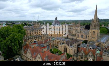 University of Oxford von oben - Christ Church University Luftaufnahme Stockfoto