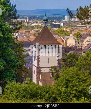 Das historische Stadttor Schwabentor in Freiburg im Breisgau, Baden-Württemberg, Süddeutschland, Deutschland, Europa Stockfoto