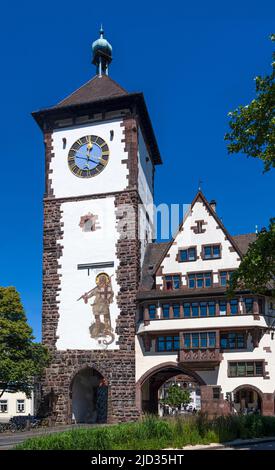 Das historische Stadttor Schwabentor in Freiburg im Breisgau, Baden-Württemberg, Süddeutschland, Deutschland, Europa Stockfoto