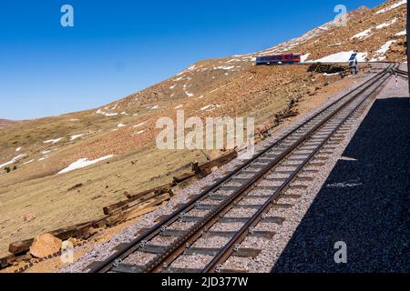 Auf der Cog Railway über der Timberline am Pikes Peak Mountain Stockfoto