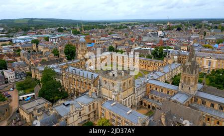 University of Oxford von oben - Christ Church University Luftaufnahme Stockfoto