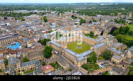 University of Oxford von oben - Christ Church University Luftaufnahme Stockfoto
