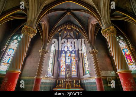 Kathedrale von Saint Louis von Blois Altstadt. Blois ist eine Gemeinde und die Hauptstadt des Departements Loir-et-Cher im französischen Centre-Val de Loire. Stockfoto