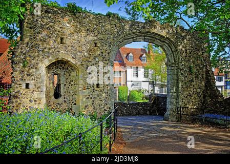 UK, Kent, Canterbury, Westgate Gardens, Ancient Bridge Abutment Stockfoto