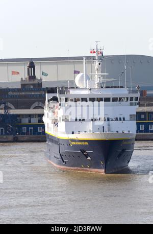 17/06/2022 Tilbury UK MS National Geographic Explorer ist ein kleines 112m-Zoll-Kreuzschiff (367ft), das 1882 mit Kabinenplatz für 148 Gäste gestartet wurde Stockfoto