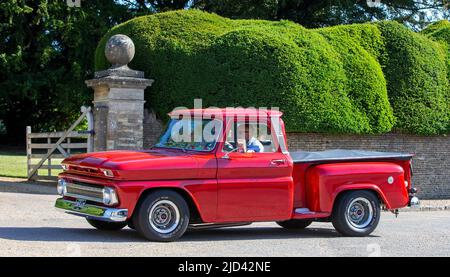 1966 Red CHEVROLET Pick-up Stockfoto