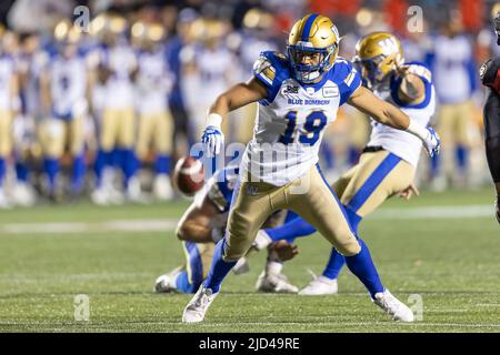 Ottawa, Kanada. 17 Juni 2022 W18 in einer regulären Saison Canadian Football League (CFL) Spiel zwischen den Windnepeg Blue Bombers und den Ottawa Redblacks. Quelle: Sean Burges/Alamy Live News Stockfoto