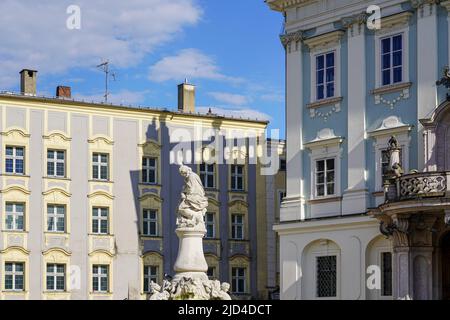 Detail der Skulptur des Wittelsbacher Brunnens auf dem Residenzplatz, Passau, Bayern, Deutschland, 11.6.22 Stockfoto