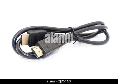 Ein Bild des hdmi-Kabels auf weißem Hintergrund Stockfoto
