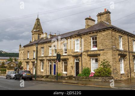 Atemberaubende Architektur von Häusern in Saltaire, einem viktorianischen Modelldorf, Shipley, Bradford, West Yorkshire, England. Stockfoto