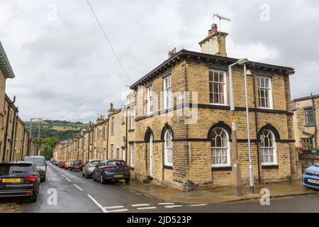 Atemberaubende Architektur von Häusern in Saltaire, einem viktorianischen Modelldorf, Shipley, Bradford, West Yorkshire, England. Stockfoto