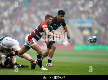 Richard Wigglesworth von Leicester Tiger spielt beim Gallagher Premiership Final im Twickenham Stadium, London, den Ball. Bilddatum: Samstag, 18. Juni 2022. Stockfoto