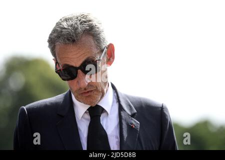 Suresne, Frankreich. 18.. Juni 2022. Nicolas Sarkozy lors de la cérémonie commémorative du 82ème anniversaire de l'Appel à la résistance du général Charles de Gaulle du 18 juin 1940, au mémorial du Mont-Valérien, à Suresne, Frankreich, le 18 juini 2022. Der französische Präsident bei einer Zeremonie anlässlich des 82.. Jahrestages des Widerstands von General Charles de Gaulle am 18. Juni 1940 auf der Gedenkstätte Mont Valerien in Suresnes bei Paris, Frankreich, am 18. Juni 2022. Foto von Stephane Lemouton/Pool/ABACAPRESS.COM Quelle: Abaca Press/Alamy Live News Stockfoto