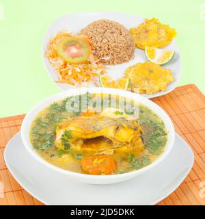 Gesundes Essen Fisch - kolumbianisches Essen, Welsensuppe. Stockfoto