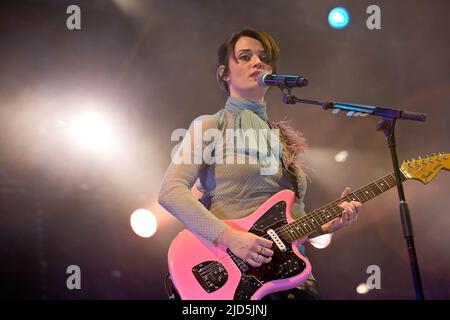 Die italienische Sängerin und Songwriterin Carmen Consoli tritt beim Eutropia Festival in Rom live auf. Stockfoto