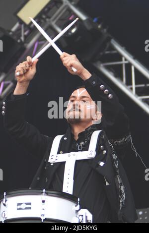 Dario Faini, bekannt als Dardust, tritt auf der Bühne des Konzerts Primo Maggio in Rom auf. Stockfoto