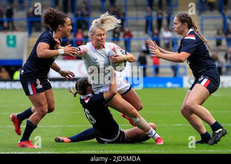 Warrington, Großbritannien. 18.. Juni 2022. Tara Stanley #1 der englischen Frauen-Rugby-League-Mannschaft in Aktion während des Spiels in Warrington, Großbritannien am 6/18/2022. (Foto von James Heaton/News Images/Sipa USA) Quelle: SIPA USA/Alamy Live News Stockfoto