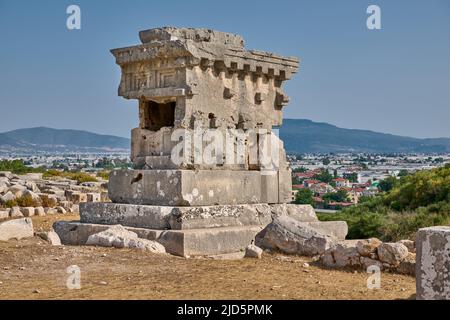 Sarkophag in Ruinen der antiken Stadt Xanthos, Türkei Stockfoto