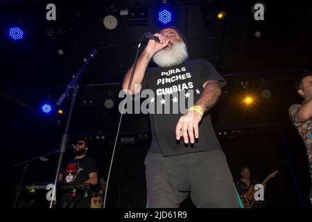 Madrid, Spanien. 17.. Juni 2022. Konzert der chilenischen Band chico trujillo in Madrid. (Foto von Alberto Sibaja/Pacific Press) Quelle: Pacific Press Media Production Corp./Alamy Live News Stockfoto